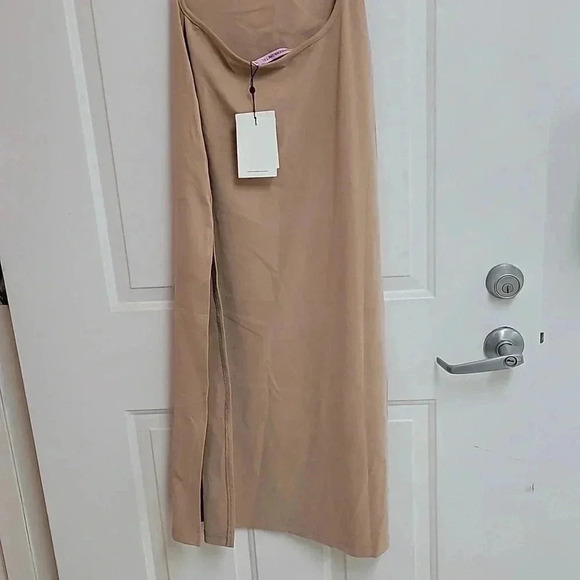 Hansen & Gretel SUVARI DRESS SAND - Picture 11 of 13